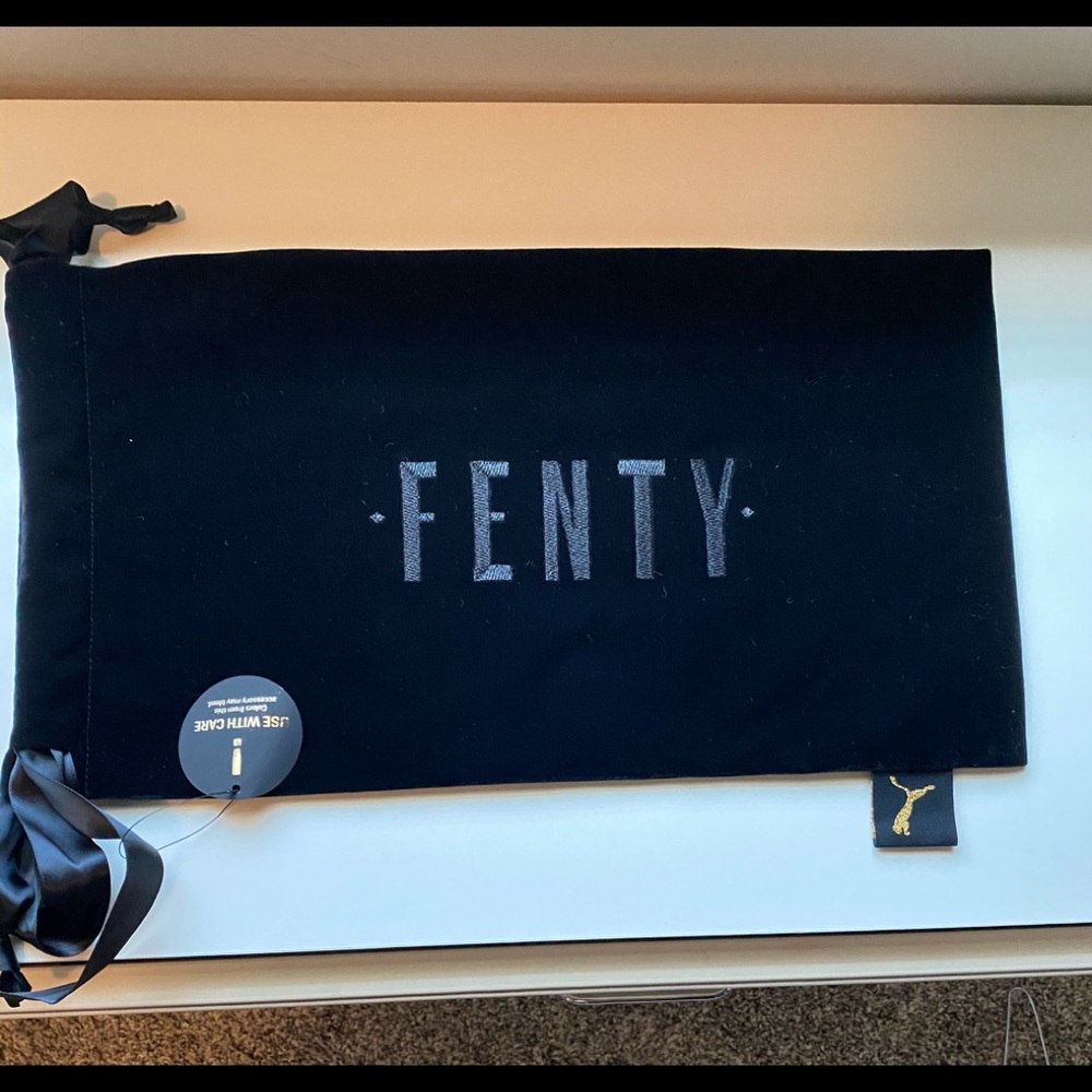 FENTY COSMETIC BAG